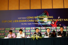 Quang cảnh buổi họp báo công bố chính thức lịch phát sóng Cúp các Liên đoàn châu lục FIFA 2009.